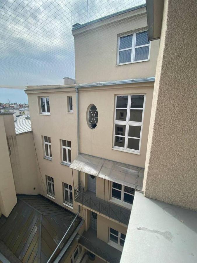 Dobra Noc Przy Wawelu 2 Bedrooms Apartment Krakau